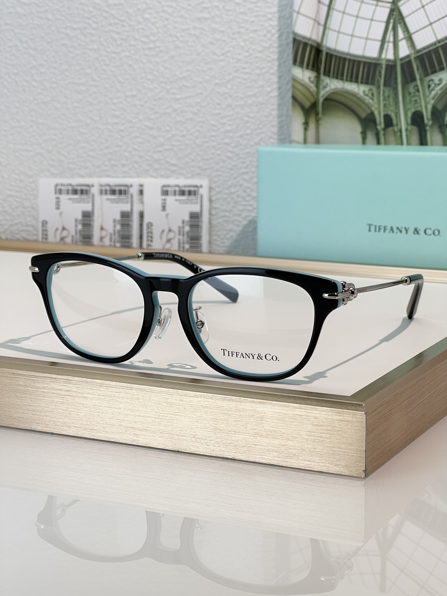 Tiffany TF2237