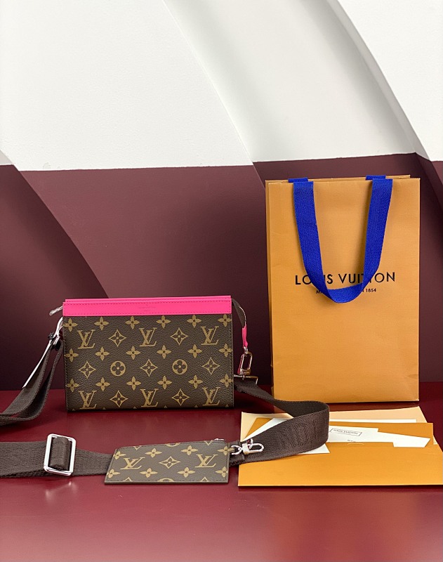 Louis Vuitton M81124