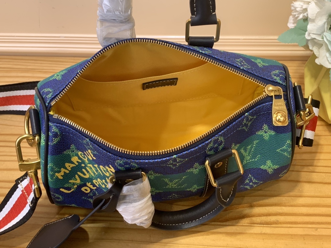 Louis Vuitton M25786