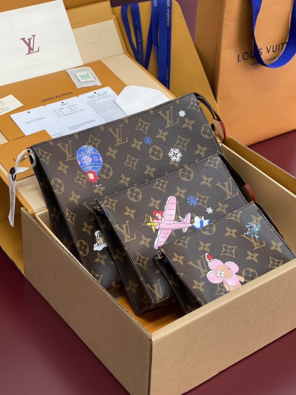 Louis Vuitton M15357