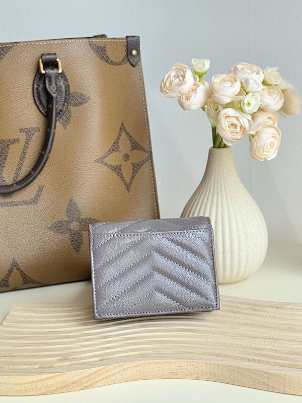 Saint Laurent Saint Laurent