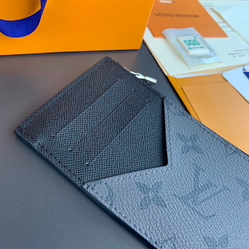 Louis Vuitton M64038