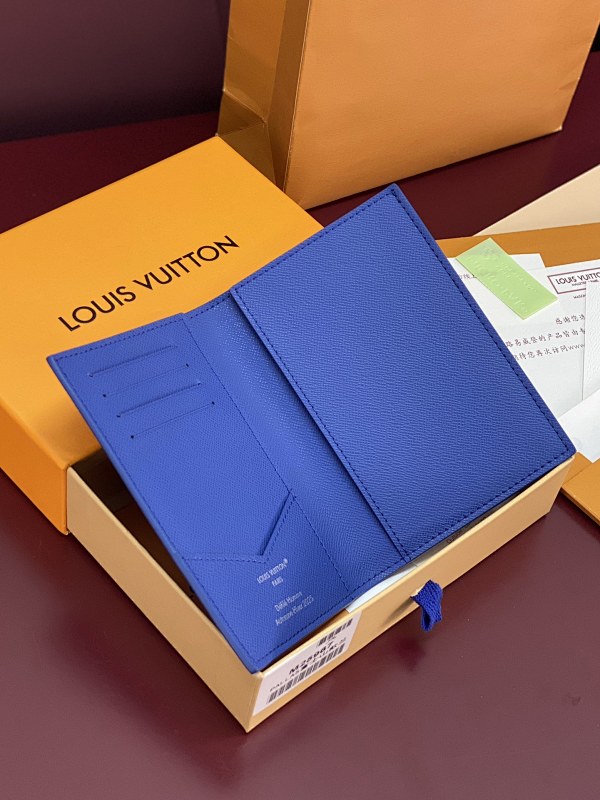 Louis Vuitton M25967