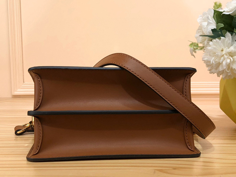 Louis Vuitton M44580