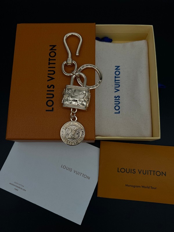 Louis Vuitton Louis Vuitton