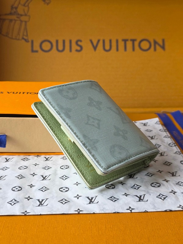 Louis Vuitton Louis Vuitton