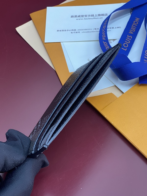 Louis Vuitton M14929