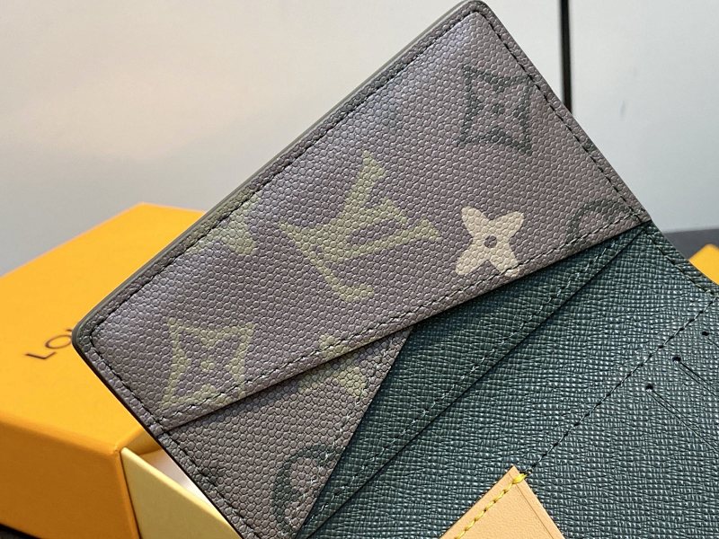 Louis Vuitton Louis Vuitton
