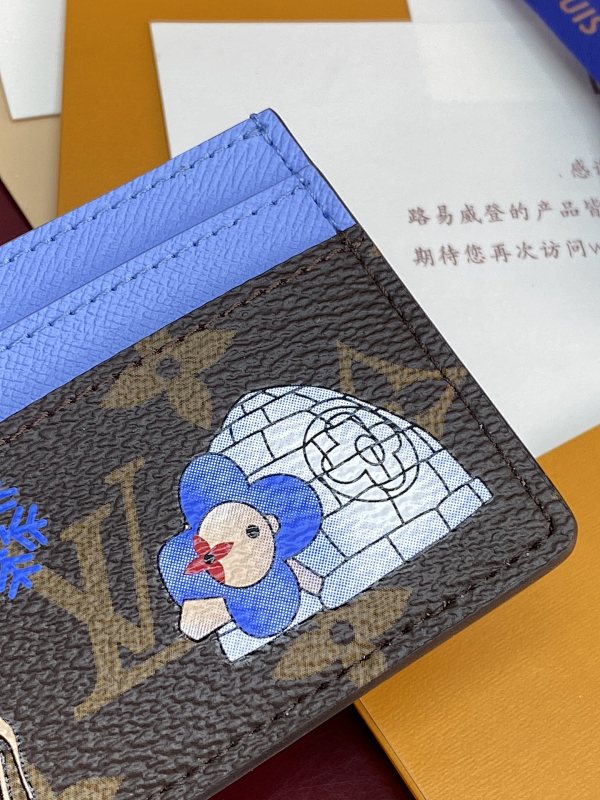 Louis Vuitton M15324