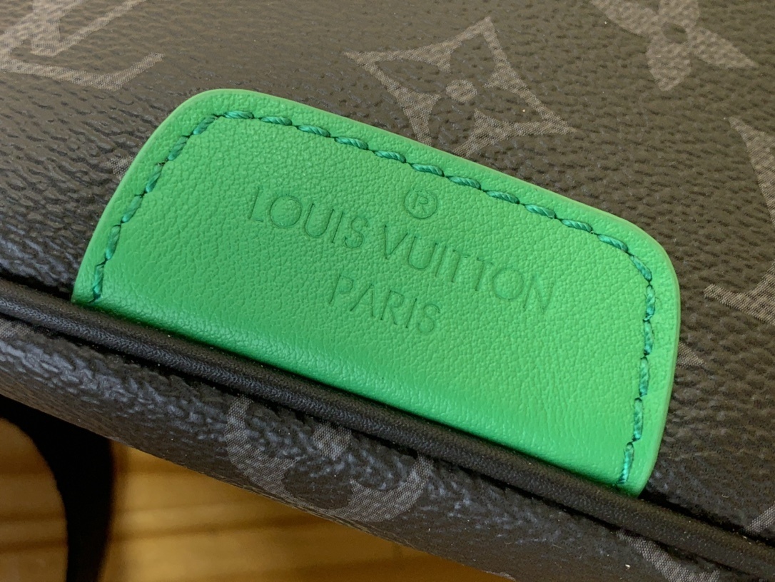 Louis Vuitton Louis Vuitton