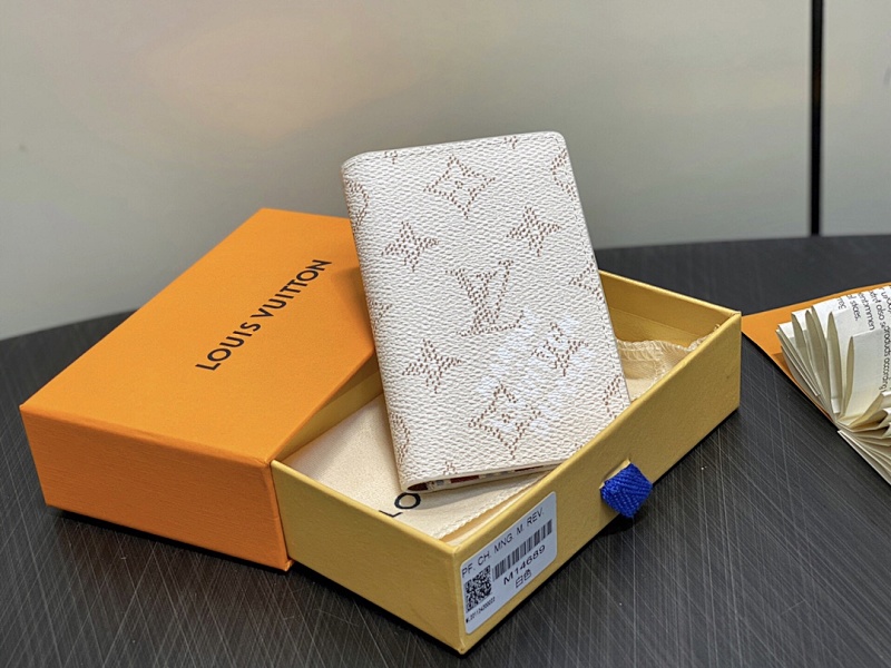 Louis Vuitton Louis Vuitton