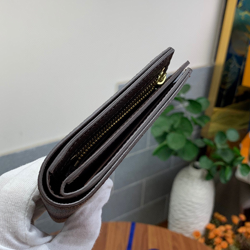 Louis Vuitton M60053