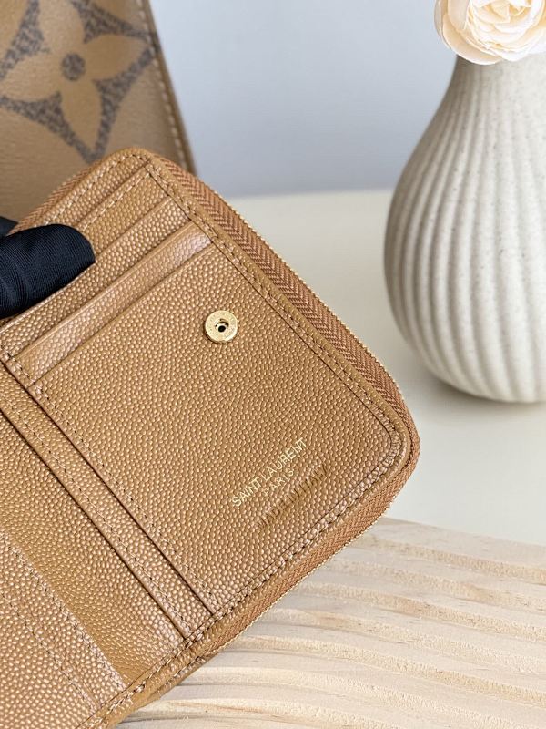 Saint Laurent Saint Laurent