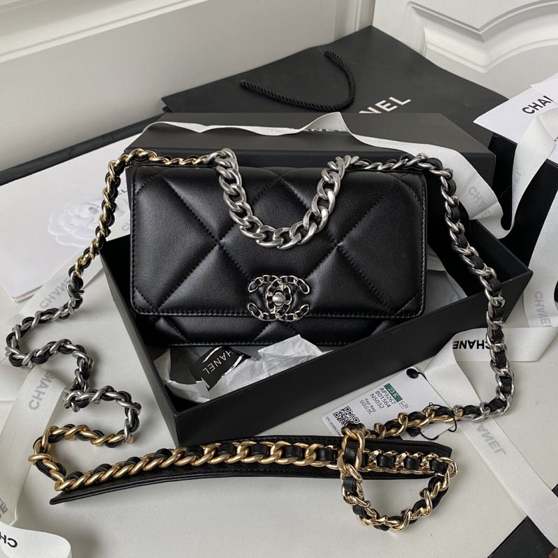 Chanel AP3267
