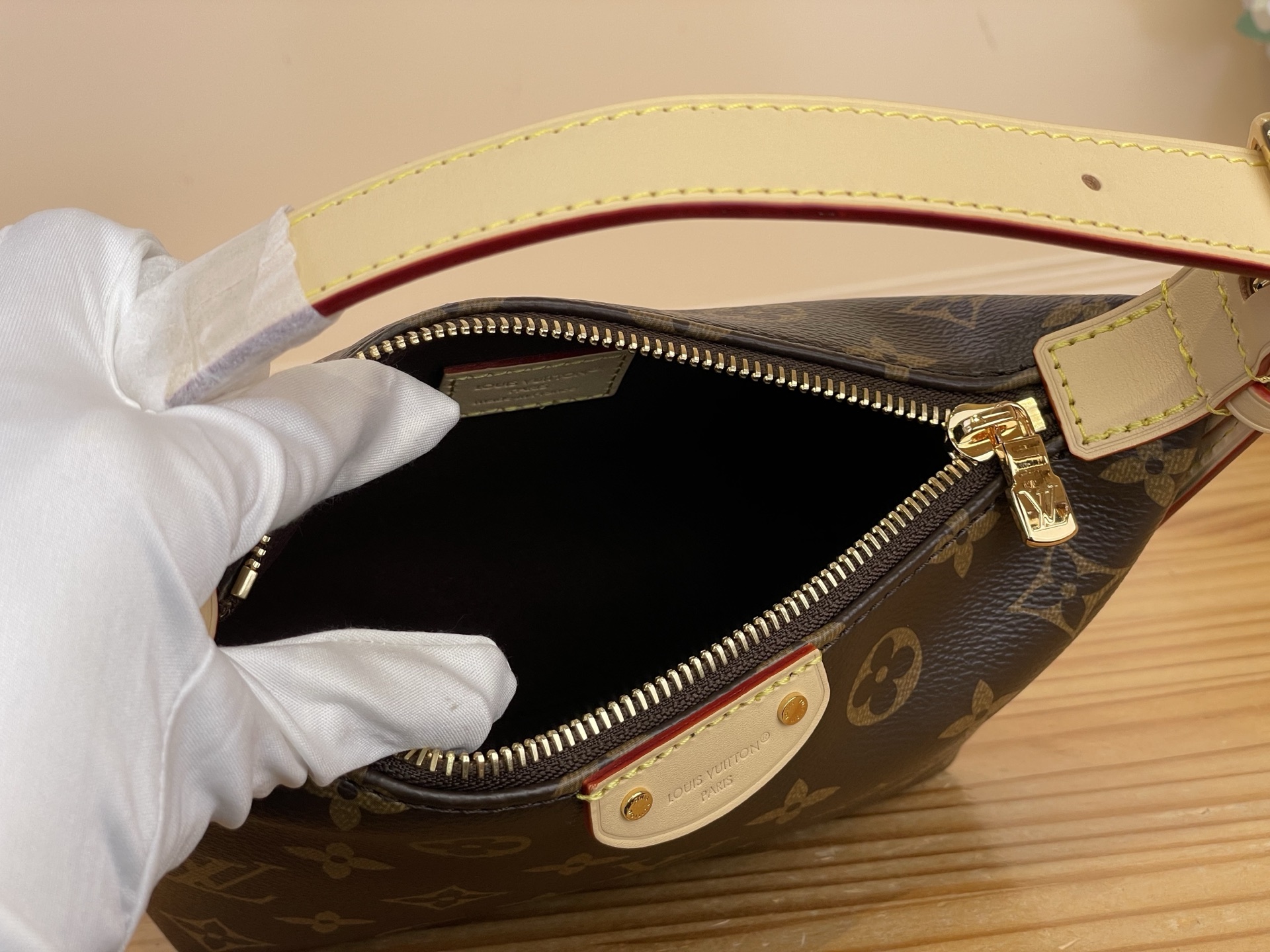 Louis Vuitton Louis Vuitton