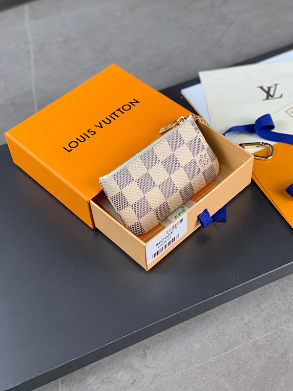 Louis Vuitton Louis Vuitton