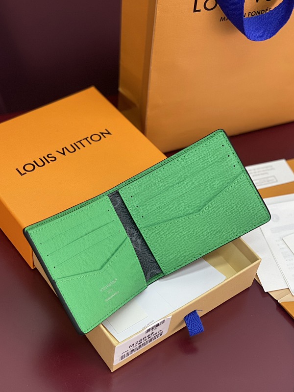 Louis Vuitton M25849