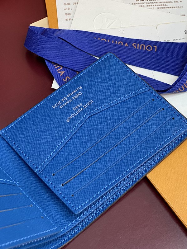 Louis Vuitton M28006