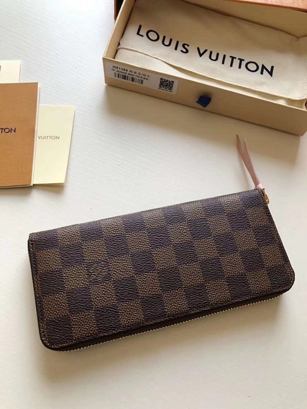 Louis Vuitton Louis Vuitton