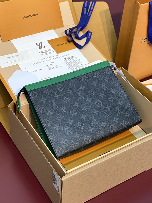 Louis Vuitton M26031