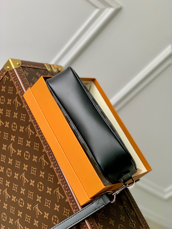 Louis Vuitton M41663