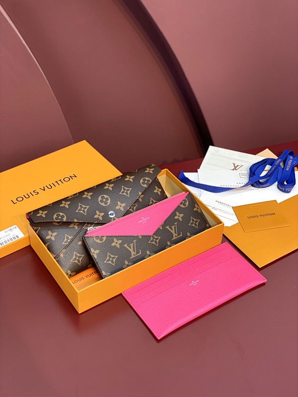 Louis Vuitton M12359