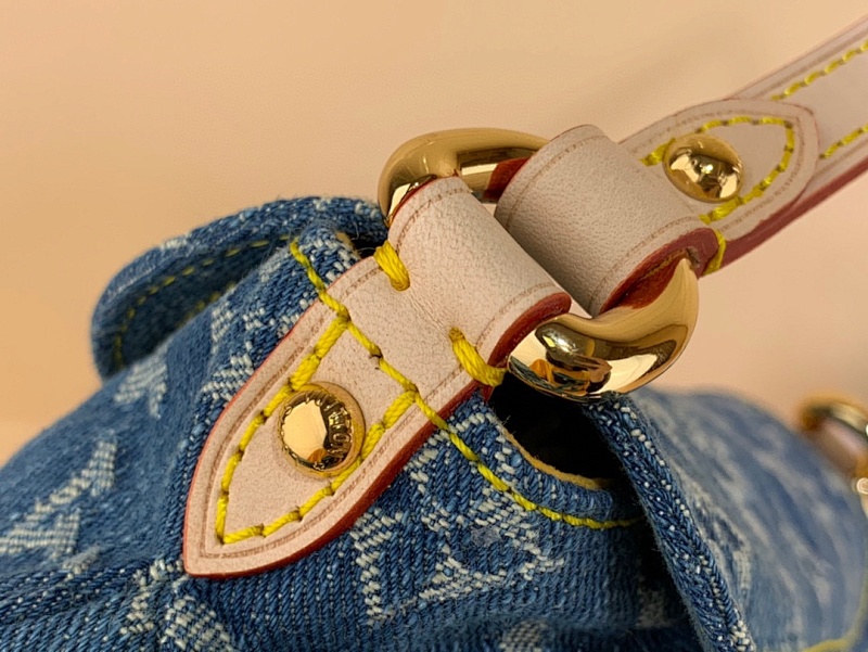 Louis Vuitton M95050