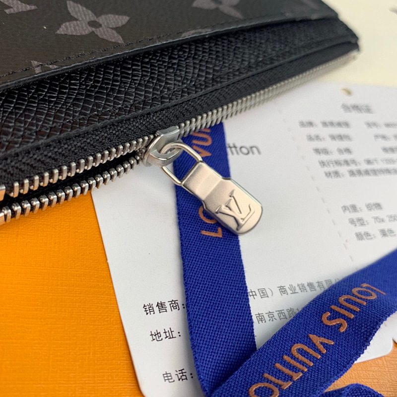 Louis Vuitton M64038