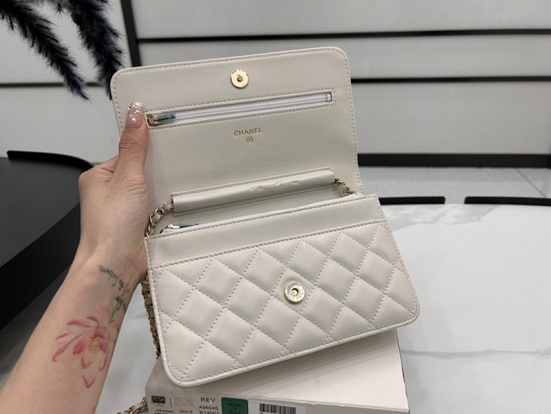 Chanel A96045