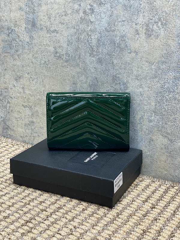 Saint Laurent Saint Laurent