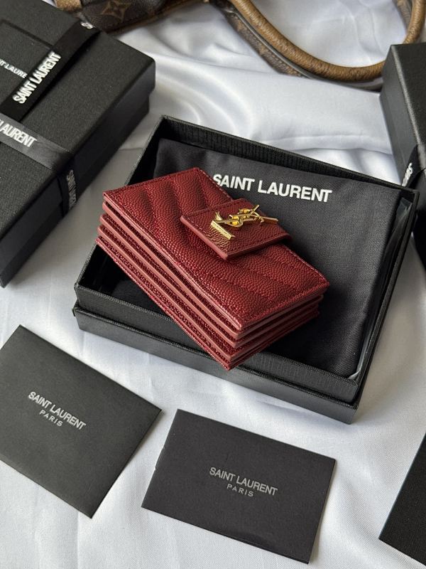 Saint Laurent Saint Laurent
