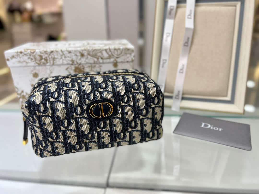 Dior Dior