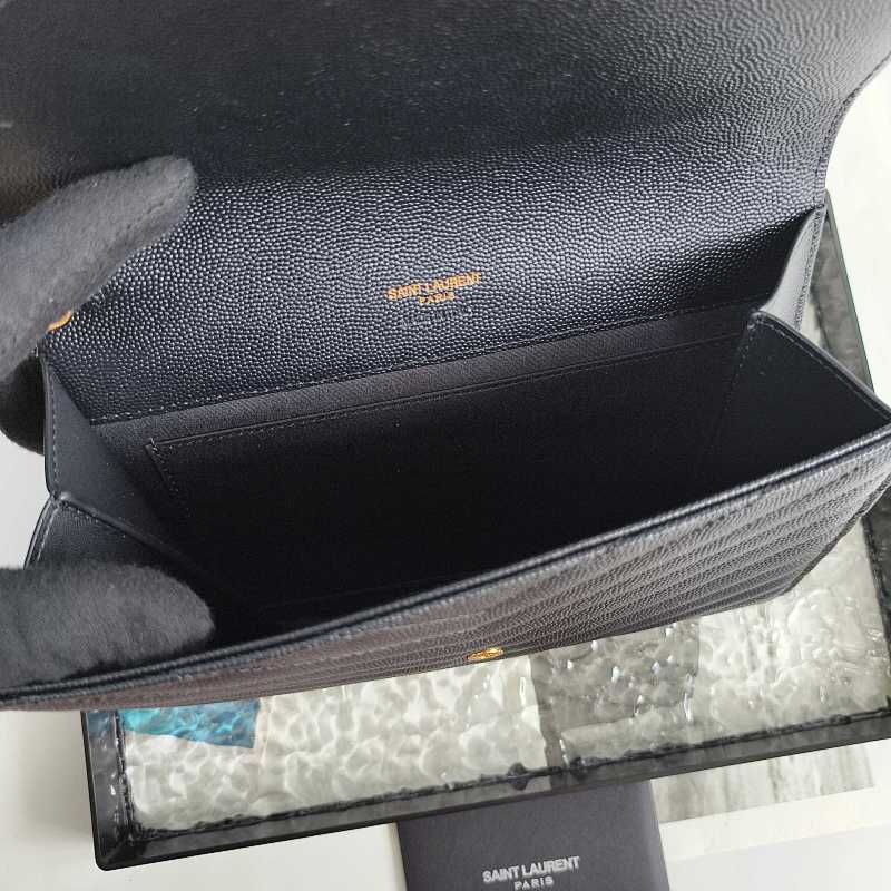 Saint Laurent Saint Laurent