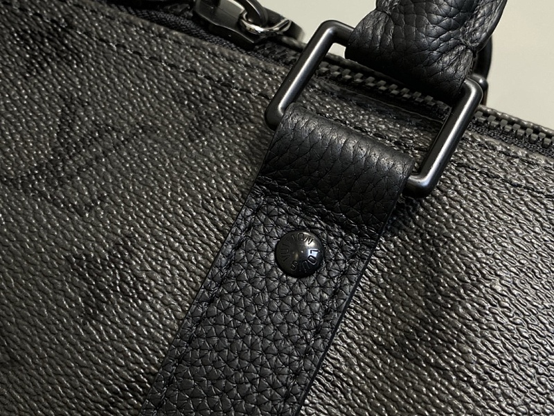 Louis Vuitton Louis Vuitton