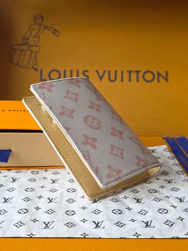 Louis Vuitton Louis Vuitton