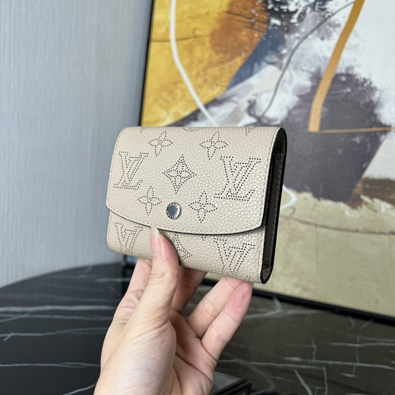 Louis Vuitton Louis Vuitton