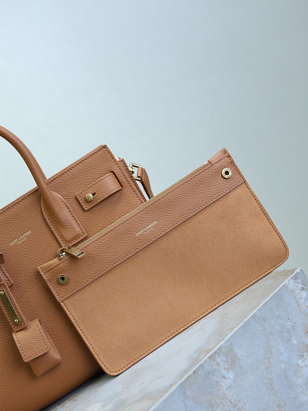 Saint Laurent Saint Laurent