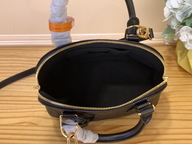 Louis Vuitton Louis Vuitton