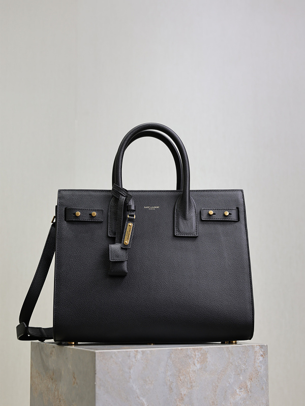 Saint Laurent Saint Laurent