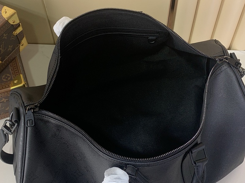 Louis Vuitton M28403