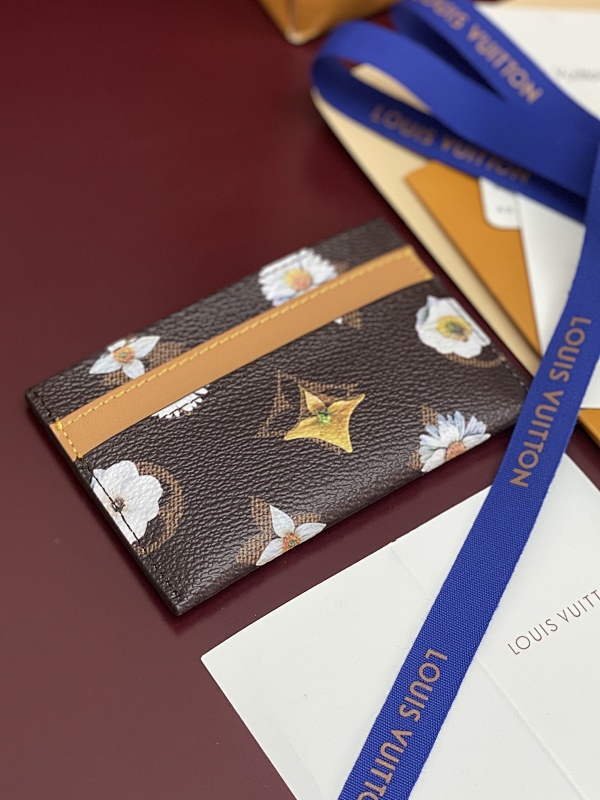 Louis Vuitton M27551