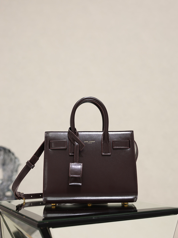 Saint Laurent Saint Laurent