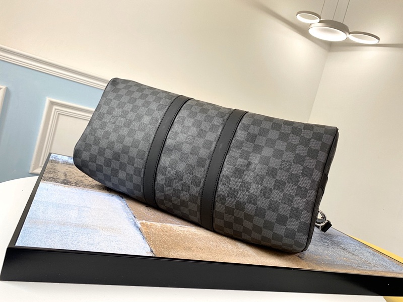 Louis Vuitton Louis Vuitton