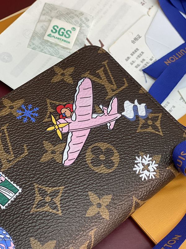 Louis Vuitton M26256