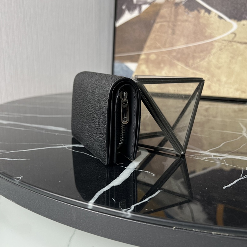 Louis Vuitton Louis Vuitton