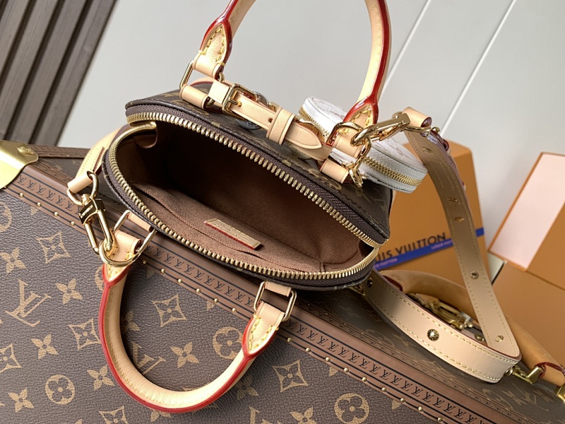 Louis Vuitton Louis Vuitton
