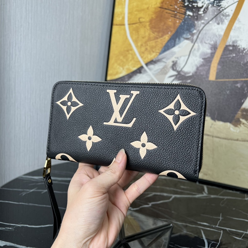 Louis Vuitton Louis Vuitton
