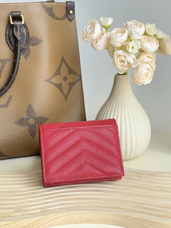 Saint Laurent Saint Laurent