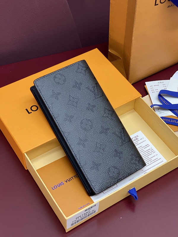 Louis Vuitton M61697