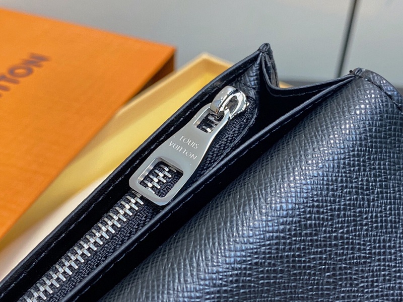 Louis Vuitton Louis Vuitton